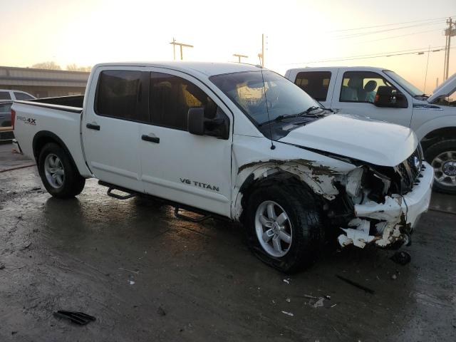 1N6BA0EC1CN307867 - 2012 NISSAN TITAN S WHITE photo 4