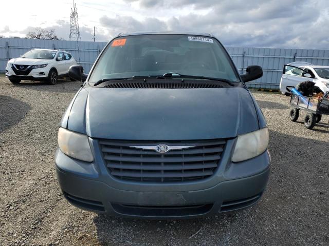 1A4GP45R66B544258 - 2006 CHRYSLER TOWN & COU BLUE photo 5