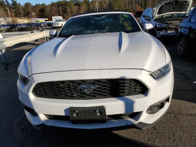 1FATP8UH5F5389212 - 2015 FORD MUSTANG WHITE photo 5