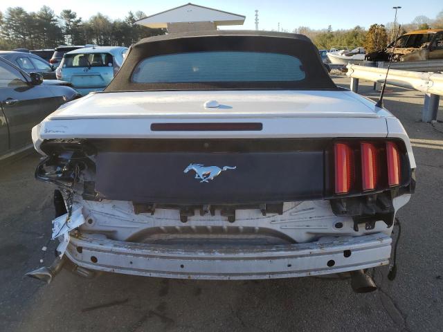 1FATP8UH5F5389212 - 2015 FORD MUSTANG WHITE photo 6