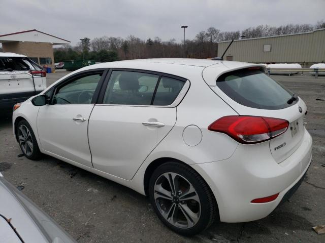 KNAFX5A86G5627271 - 2016 KIA FORTE EX WHITE photo 2