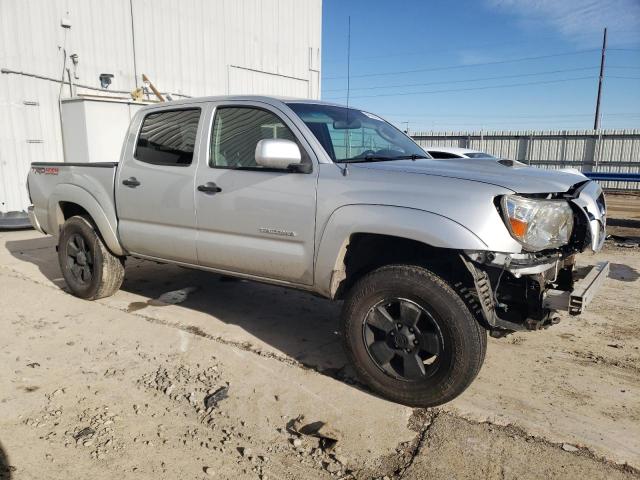 5TELU42N45Z043541 - 2005 TOYOTA TACOMA DOUBLE CAB ვერცხლისფერი ფოტო 4
