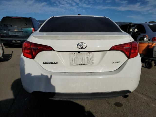 2T1BURHE4JC007588 - 2018 TOYOTA COROLLA L WHITE photo 6