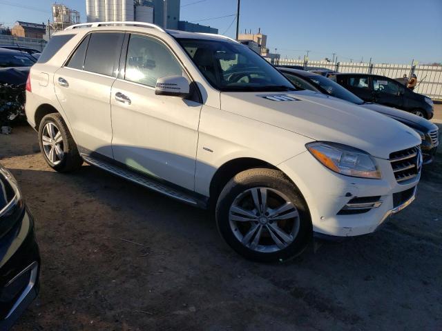 4JGDA5HB3CA041766 - 2012 MERCEDES-BENZ ML 350 4MATIC WHITE photo 4