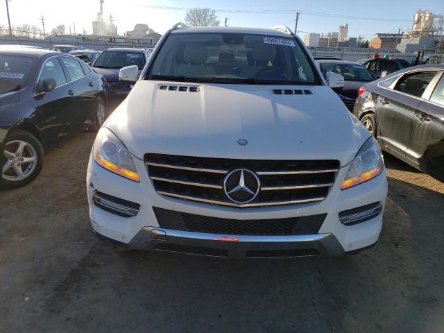 4JGDA5HB3CA041766 - 2012 MERCEDES-BENZ ML 350 4MATIC WHITE photo 5