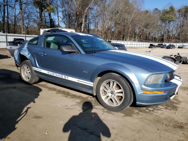 1ZVFT82H365130690 - 2006 FORD MUSTANG GT BLUE photo 4