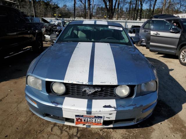 1ZVFT82H365130690 - 2006 FORD MUSTANG GT BLUE photo 5