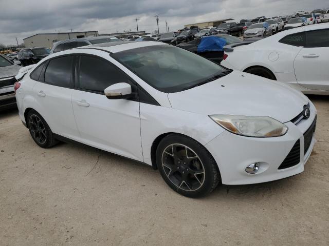 1FADP3F25EL109153 - 2014 FORD FOCUS SE WHITE photo 4