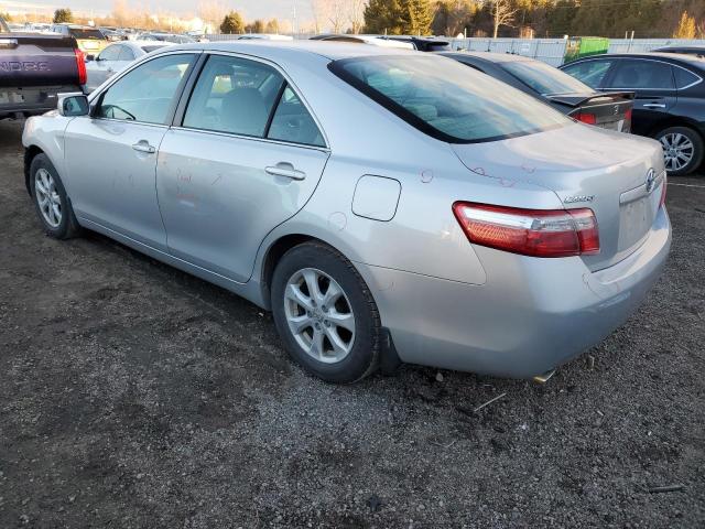 4T1BK46K49U080276 - 2009 TOYOTA CAMRY SE SILVER photo 2