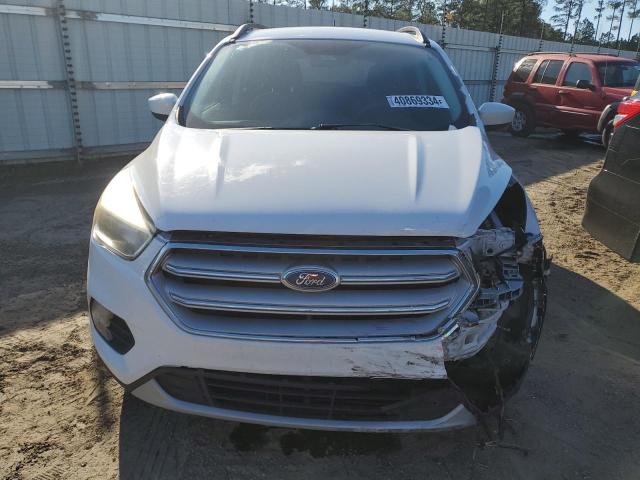 1FMCU0GD8JUA79644 - 2018 FORD ESCAPE SE WHITE photo 5