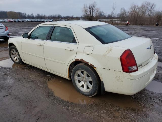 2C3LA43R06H298246 - 2006 CHRYSLER 300 WHITE photo 2