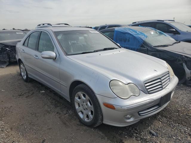 WDBRF61J55F606039 - 2005 MERCEDES-BENZ C 240 SILVER photo 1