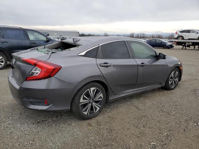 JHMFC1F30JX017591 - 2018 HONDA CIVIC EX GRAY photo 3