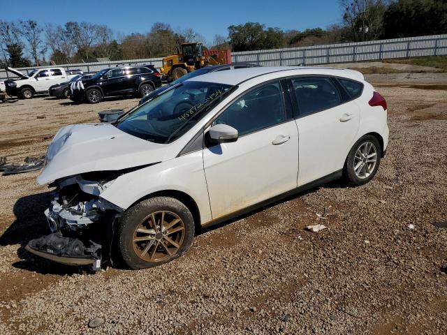 1FADP3K25HL215824 - 2017 FORD FOCUS SE WHITE photo 1