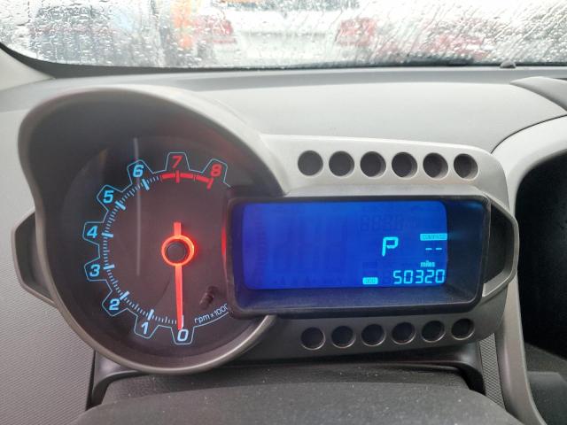 1G1JA6SH6F4132813 - 2015 CHEVROLET SONIC LS 白色 照片 9