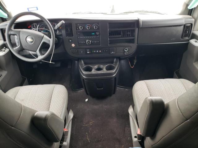 1GAZGPFG0K1250442 - 2019 CHEVROLET EXPRESS G3 LT WHITE photo 8