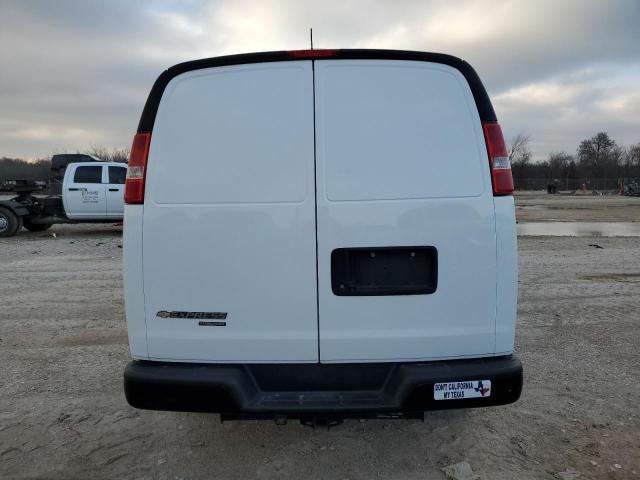 1GCWGAFFXG1138866 - 2016 CHEVROLET EXPRESS G2 WHITE photo 6