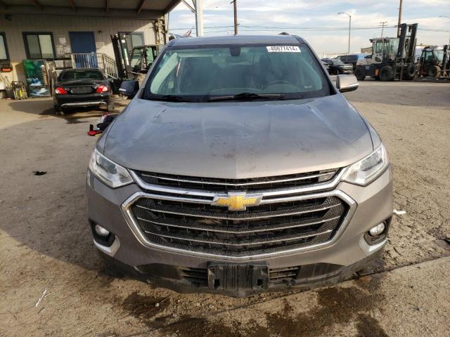 1GNERHKW7KJ211809 - 2019 CHEVROLET TRAVERSE LT GRAY photo 5