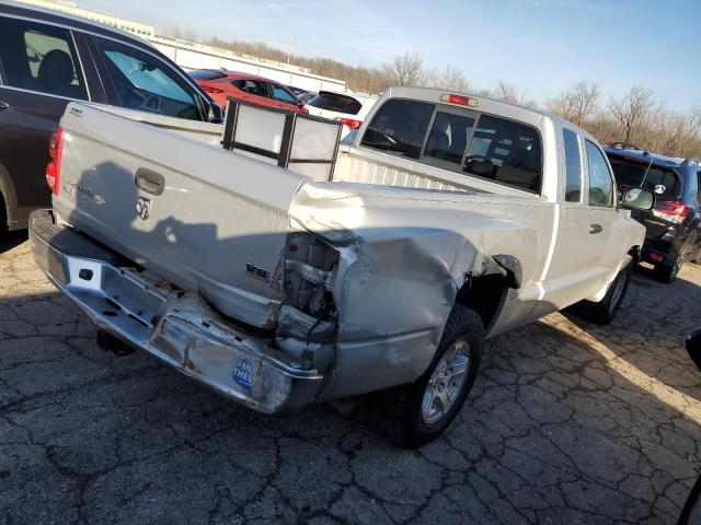 1D7HE42NX5S138215 - 2005 DODGE DAKOTA SLT SILVER photo 3