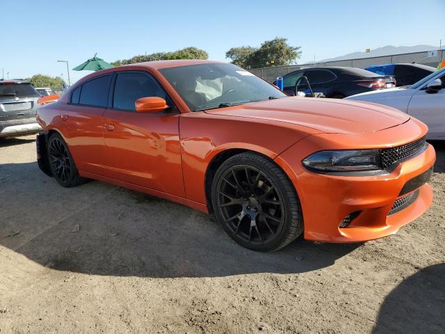 2C3CDXHG6GH129057 - 2016 DODGE CHARGER SXT ORANGE photo 4