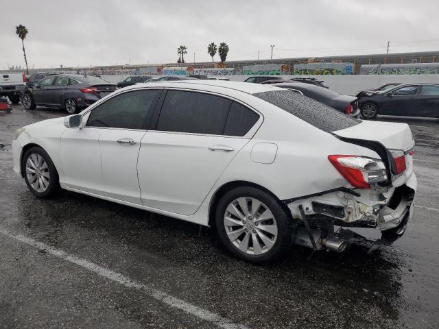 1HGCR3F96FA016654 - 2015 HONDA ACCORD TOURING WHITE photo 2