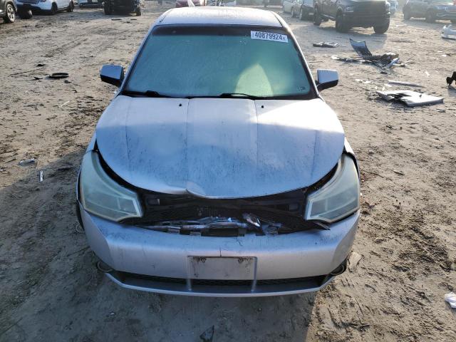 1FAHP36N29W122670 - 2009 FORD FOCUS SES SILVER photo 5