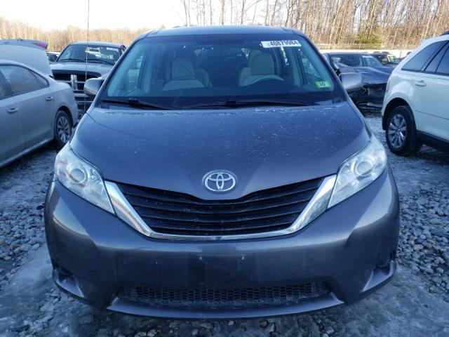 5TDJK3DC1DS051742 - 2013 TOYOTA SIENNA LE GRAY photo 5