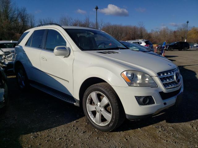 4JGBB8GB3AA535114 - 2010 MERCEDES-BENZ ML 350 4MATIC WHITE photo 4