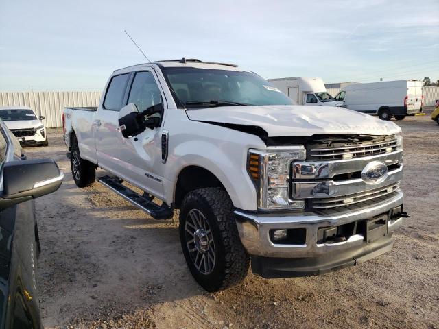 1FT8W3BT8KEC22575 - 2019 FORD F350 SUPER DUTY WHITE photo 4