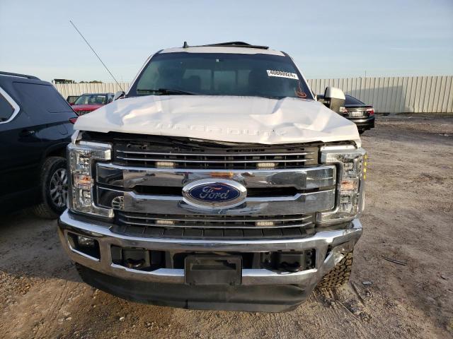 1FT8W3BT8KEC22575 - 2019 FORD F350 SUPER DUTY WHITE photo 5