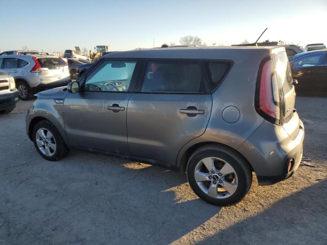 KNDJN2A25H7422267 - 2017 KIA SOUL GRAY photo 2