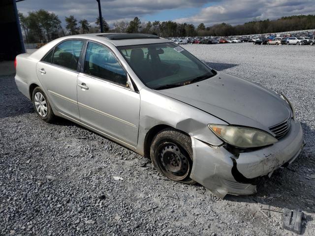 4T1BE32K15U502604 - 2005 TOYOTA CAMRY LE SILVER photo 4