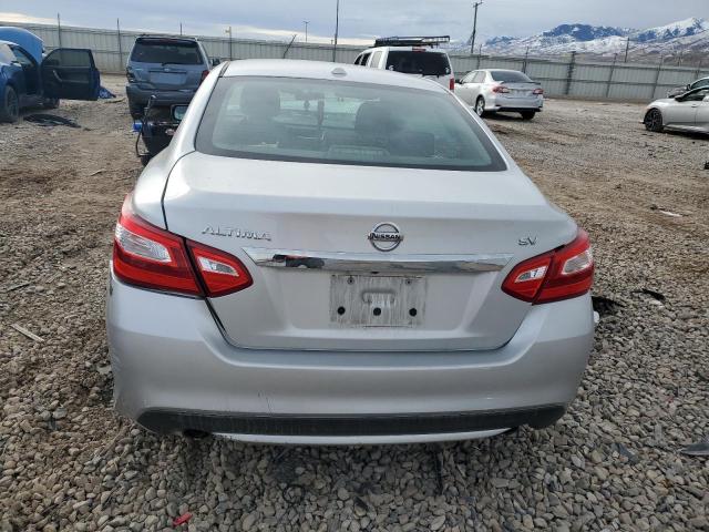 1N4AL3AP7HC288897 - 2017 NISSAN ALTIMA 2.5 SILVER photo 6