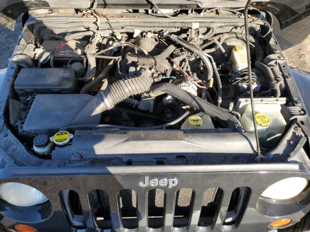 1J4GA59169L775722 - 2009 JEEP WRANGLER U SAHARA BLACK photo 12