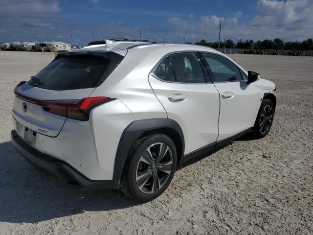 JTHY3JBH7K2002188 - 2019 LEXUS UX 200 WHITE photo 3