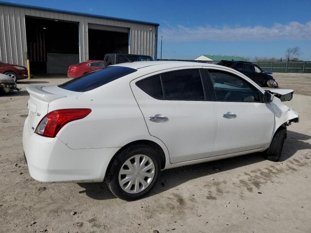 3N1CN7AP1GL854689 - 2016 NISSAN VERSA S WHITE photo 3