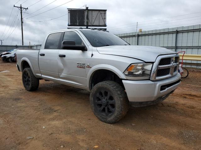 3C6UR5CL6JG380833 - 2018 RAM 2500 ST SILVER photo 4