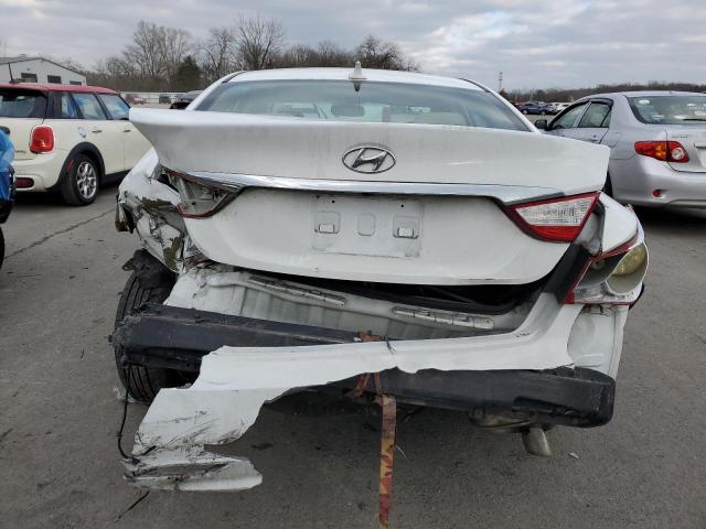 5NPEC4ACXBH113022 - 2011 HYUNDAI SONATA SE WHITE photo 6