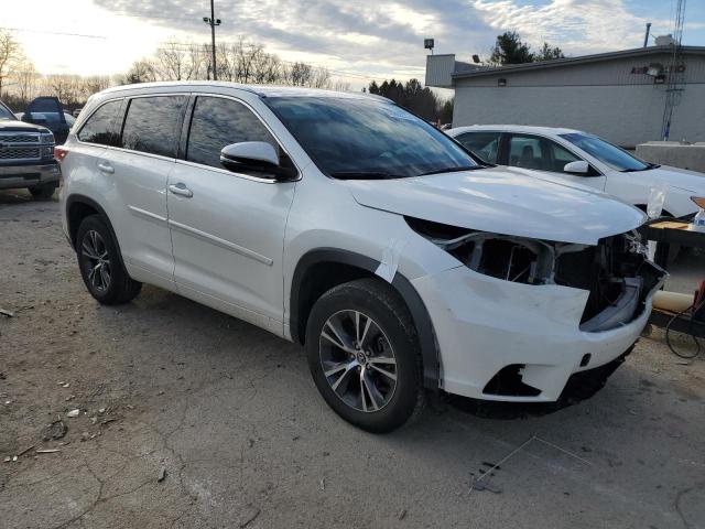 5TDKKRFH2GS184904 - 2016 TOYOTA HIGHLANDER XLE WHITE photo 4