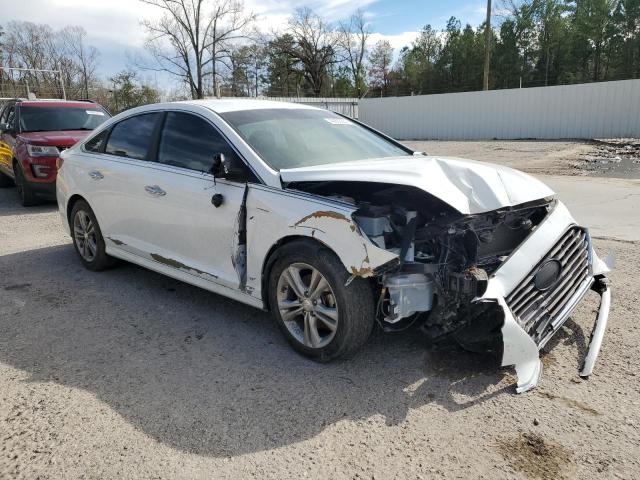 5NPE34AF2JH676204 - 2018 HYUNDAI SONATA SPORT WHITE photo 4