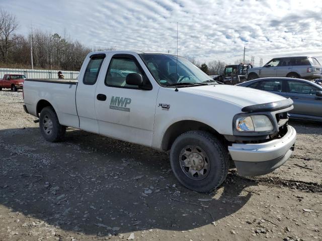 1FTPX17L4YNB63670 - 2000 FORD F150 WHITE photo 4