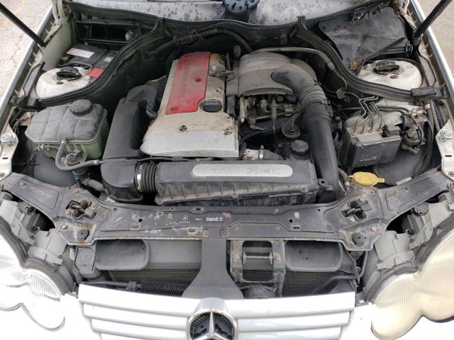 WDBRN47J22A341085 - 2002 MERCEDES-BENZ C 230K SPORT COUPE WHITE photo 11