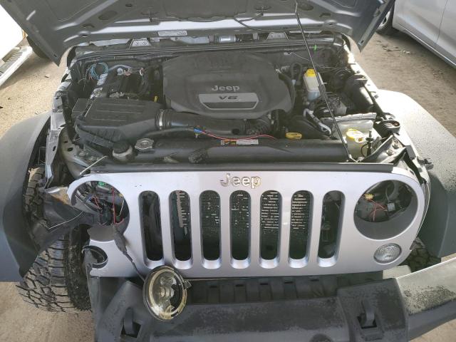 1C4BJWDG3EL149914 - 2014 JEEP WRANGLER U SPORT SILVER photo 11