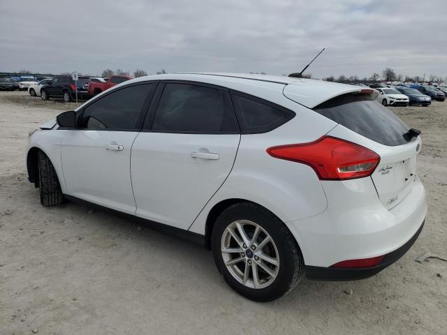 1FADP3K23FL375875 - 2015 FORD FOCUS SE WHITE photo 2