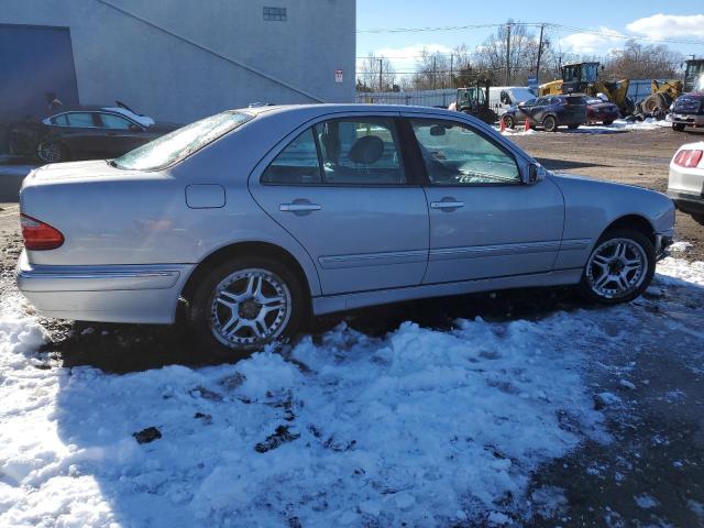 WDBJF83J32X073460 - 2002 MERCEDES-BENZ E 430 SILVER photo 3