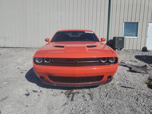 2C3CDZAG1GH301484 - 2016 DODGE CHALLENGER SXT ORANGE photo 5