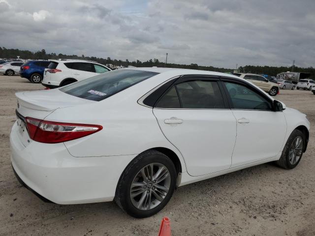 4T1BF1FK9FU969458 - 2015 TOYOTA CAMRY LE WHITE photo 3