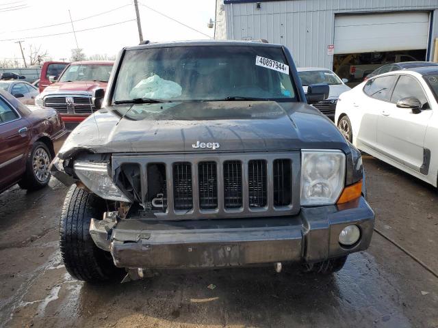 1J8HG48K26C288518 - 2006 JEEP COMMANDER GRAY photo 5