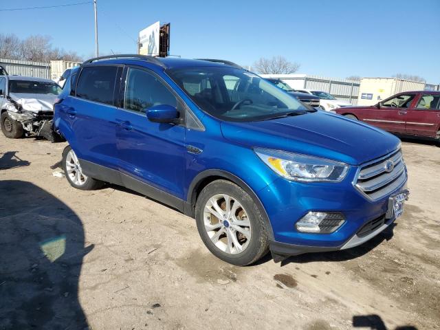 1FMCU0GD7JUD43856 - 2018 FORD ESCAPE SE BLUE photo 4