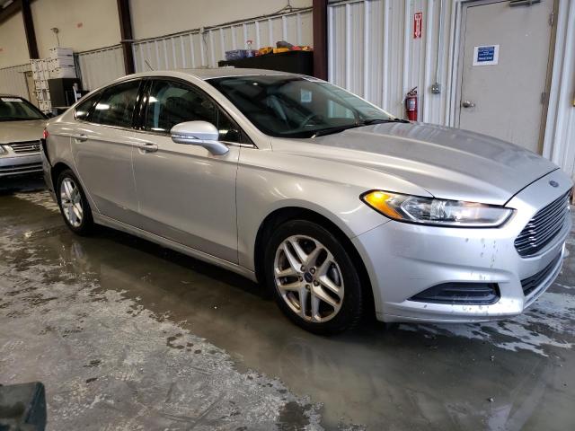 3FA6P0H71ER317869 - 2014 FORD FUSION SE SILVER photo 4